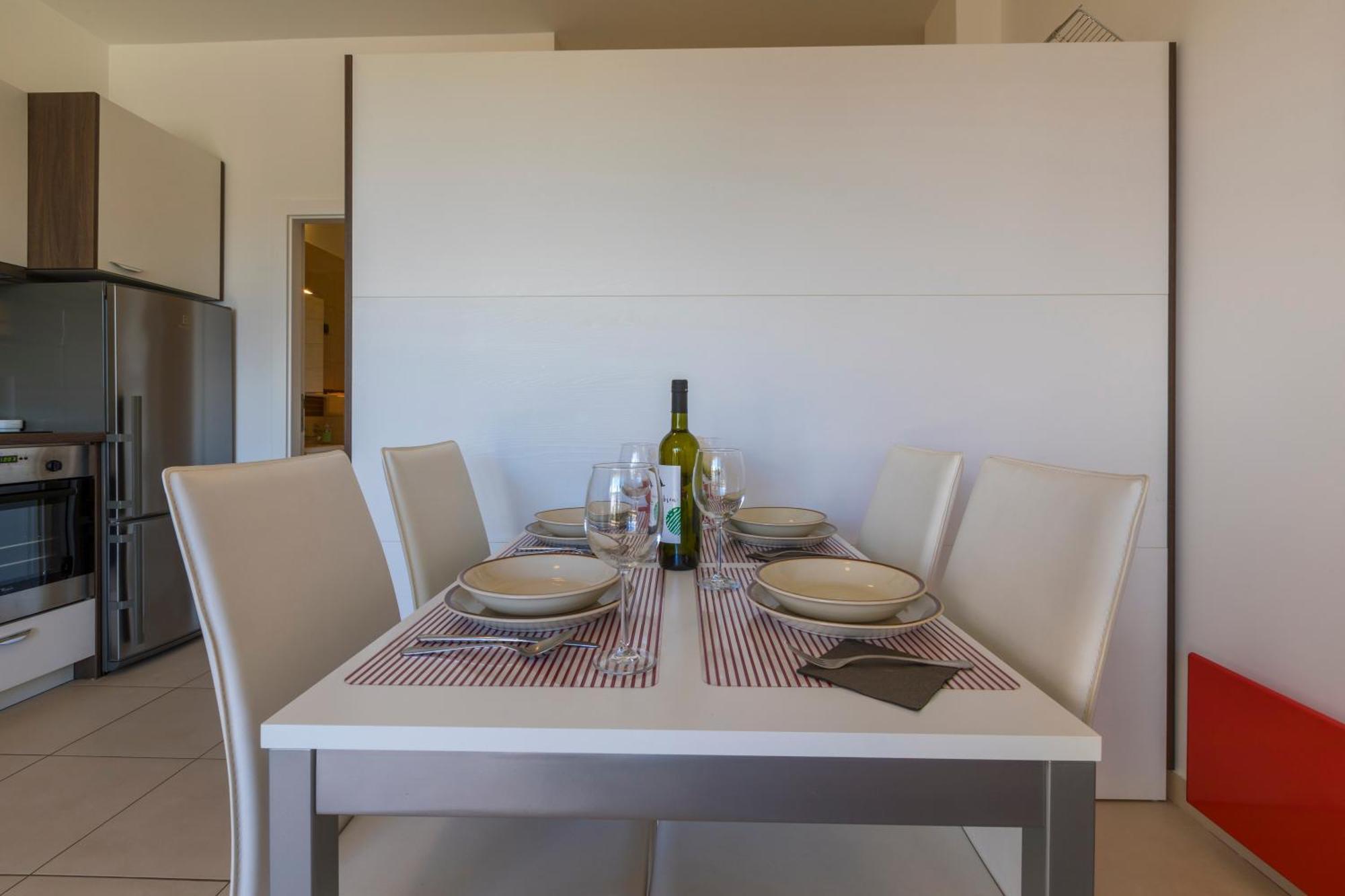 Pupic Apartment Драмал Екстериор снимка