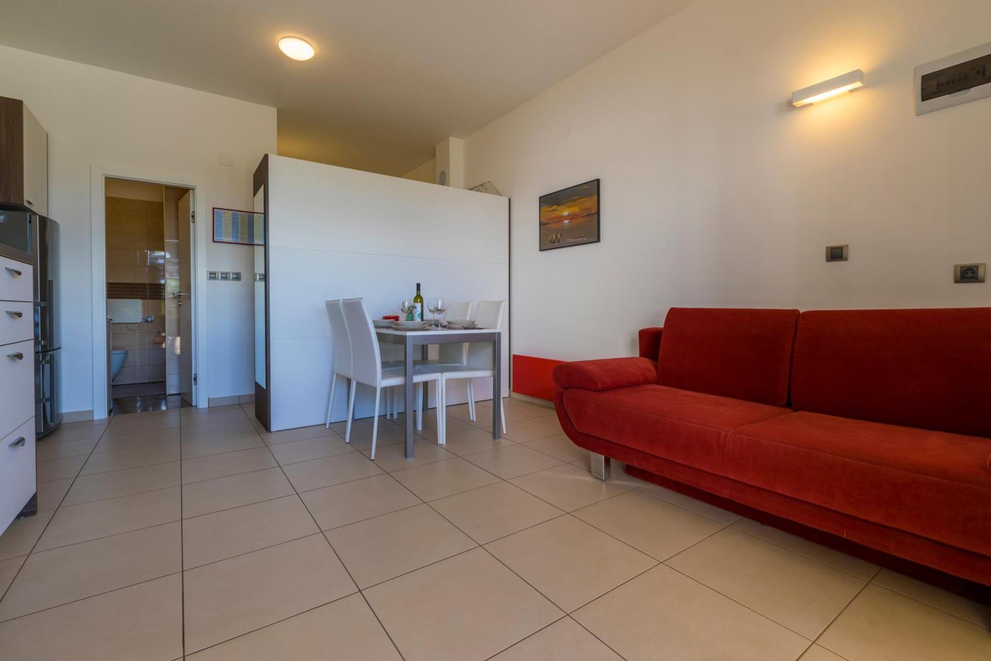 Pupic Apartment Драмал Екстериор снимка